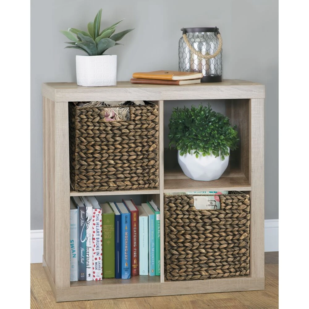 Black Wash Woven Hyacinth Cube Storage Basket 10.5 x 10.5 x 10.5 Black Wash Woven Hyacinth Cube Storage Basket 10.5 X 10.5 X 10.5 -mDesign 1000 Square JPG 10202MDHS Environment