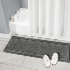 Border Non-Slip Bath Mat Runner -mDesign 2000 Square JPG 06272MDBST.PT01