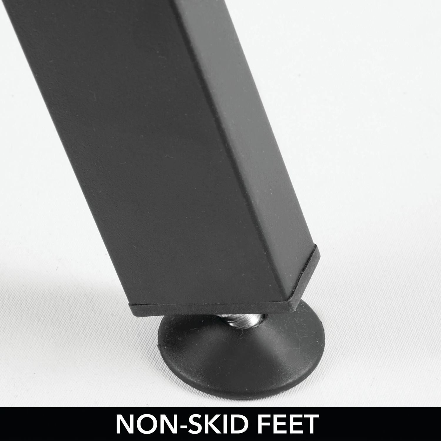 Leaning Towel + Blanket Ladder Leaning Towel + Blanket Ladder -mDesign 2000 Square JPG 06700MDBST.PT01