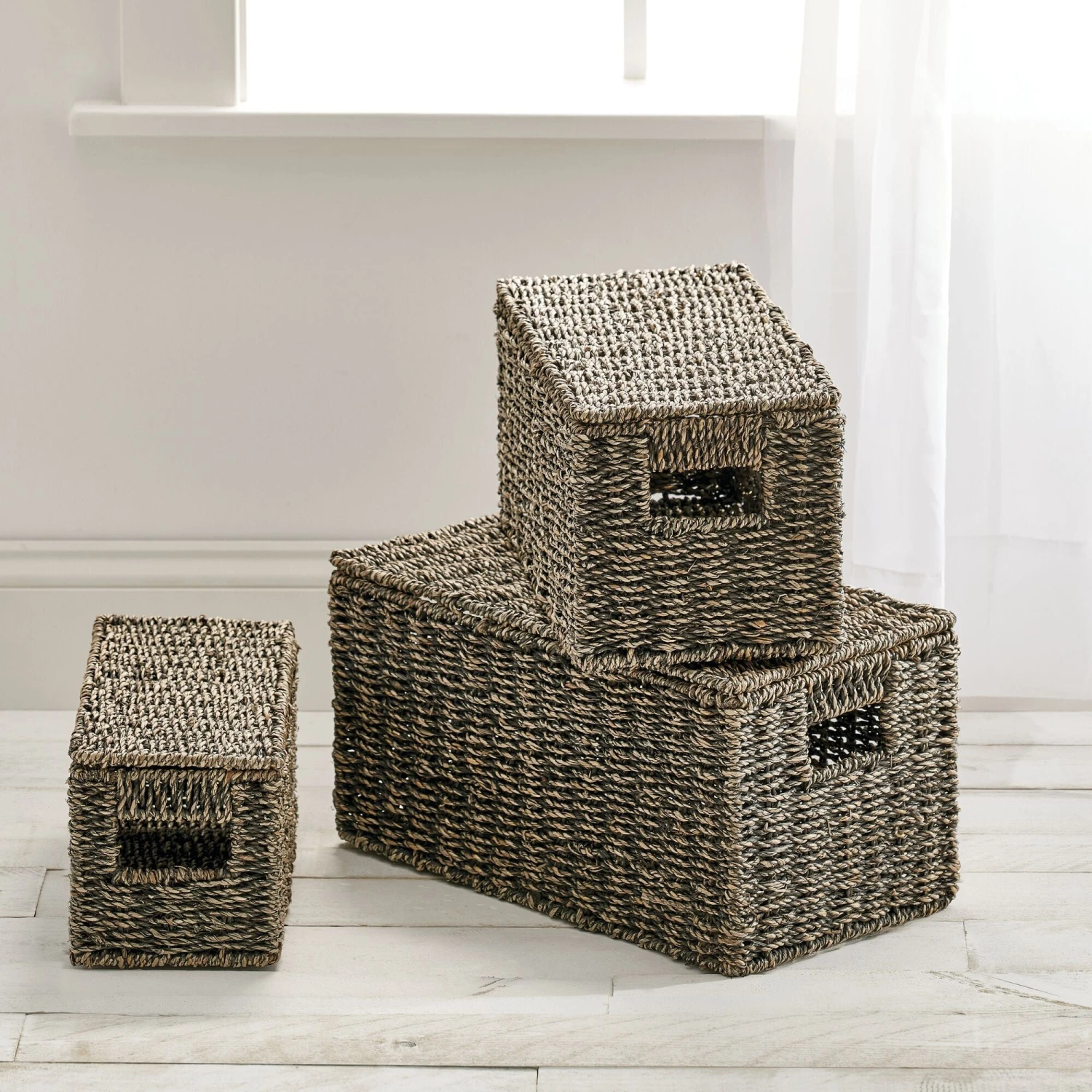 Seagrass Nesting Basket Set with Removable Lids Seagrass Nesting Basket Set With Removable Lids -mDesign 2000 Square JPG 10199MDHS.PT01