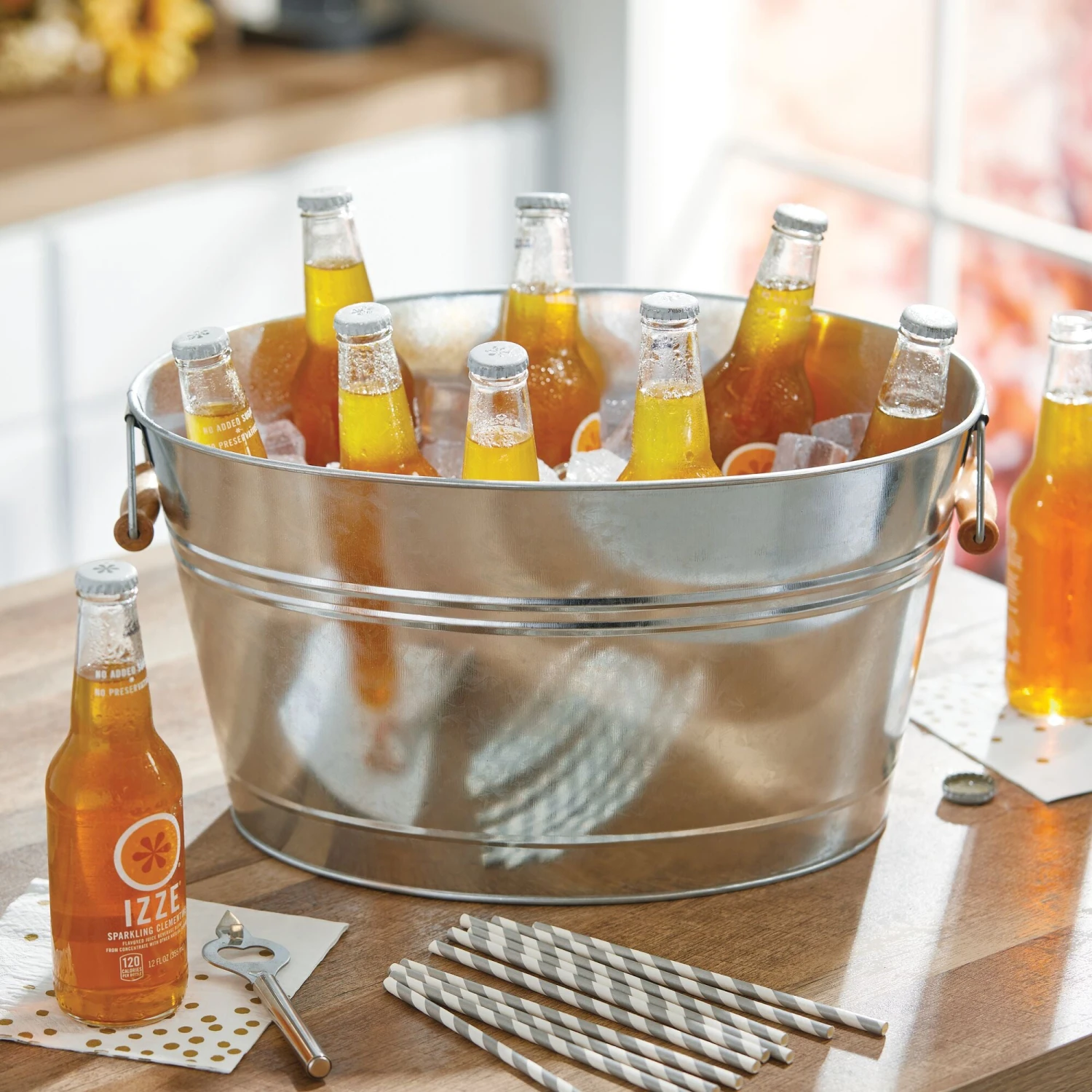 Beverage Tub with Bamboo Handles Beverage Tub With Bamboo Handles -mDesign 2000 Square JPG 11762MDK.PT01