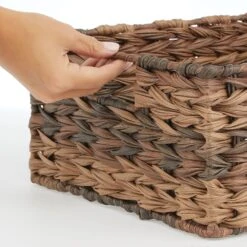 Woven Plastic Basket 13 X 12 X 6 10 Woven Plastic Basket 13 X 12 X 6 -mDesign 2000 Square JPG 13196MDK.PT03