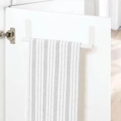 9" Adhesive Towel Bar Set 8 9" Adhesive Towel Bar Set -mDesign 2000 Square JPG 17184MDK.PT02