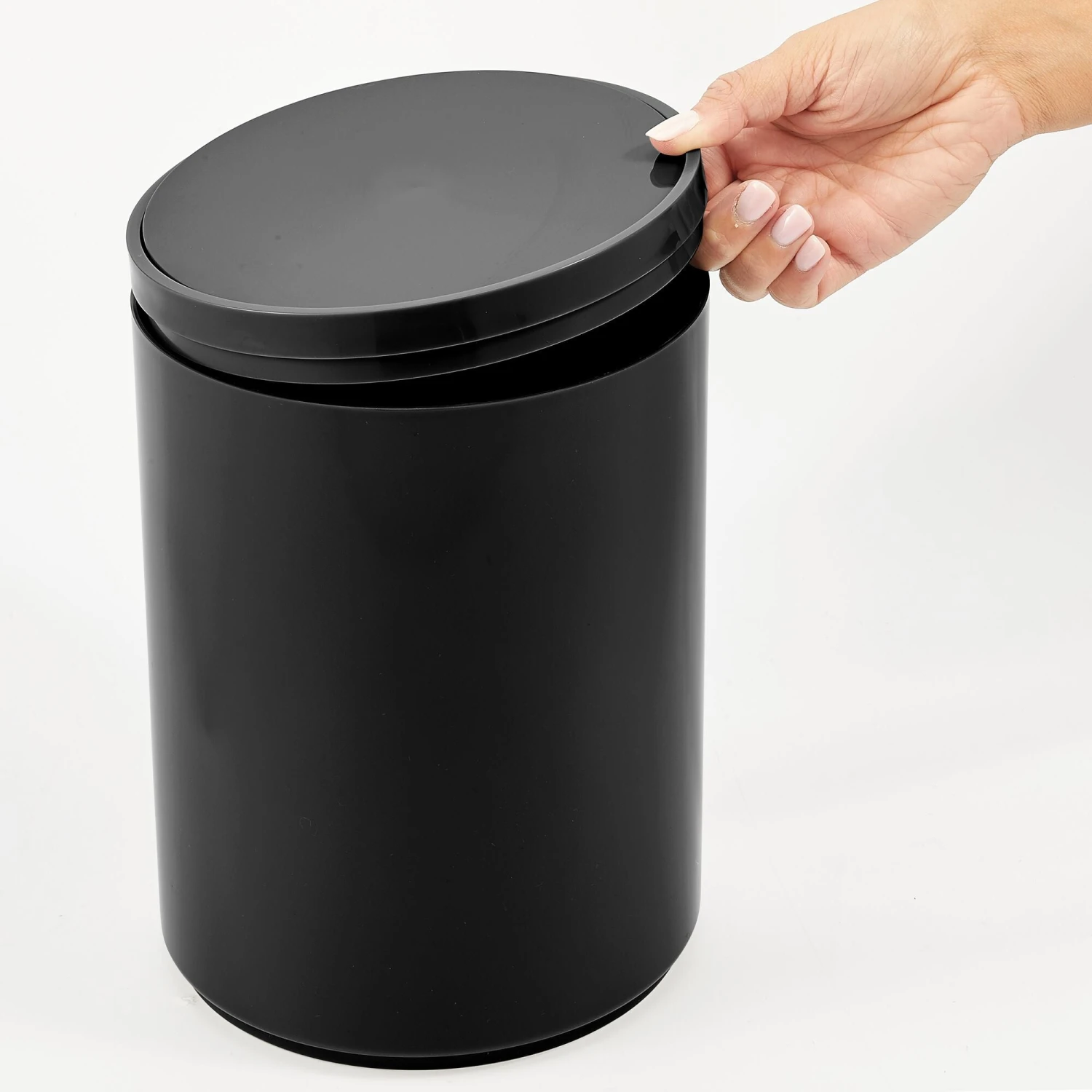 6.5-Liter Swing Lid Trash Can 6.5-Liter Swing Lid Trash Can -mDesign 2000 Square JPG 17961MDBST.PT03