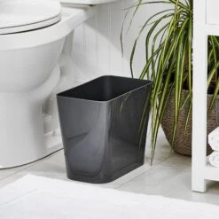 Rectangular Trash Can -mDesign 2000 Square JPG 18604MDBST 20Glam 201a