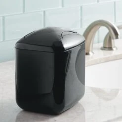2.7-Liter Countertop Trash Can With Swing Lid 2 2.7-Liter Countertop Trash Can With Swing Lid -mDesign 2000 Square JPG 93642 E
